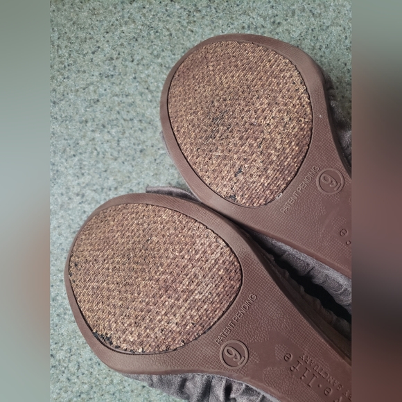 Live Life by Sanctuary Gray Sueded Fabric Wedge Heel Shoes- Sz 9 - Picture 14 of 15